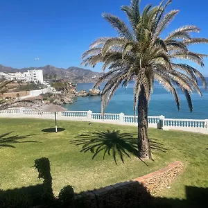 Apartamento Palmeras 8 Menyber, Nerja
